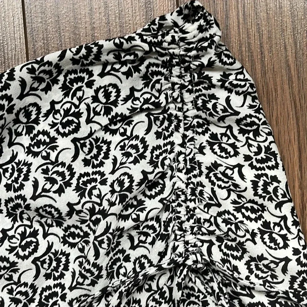 REVOLVE A.L.C. 100% Silk Farrow Floral Hi-Lo Mini Skirt size 4 - Picture 4 of 7